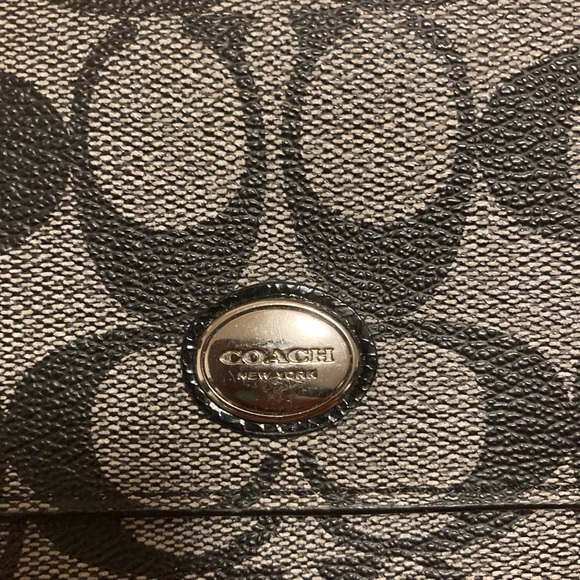 Authentic Coach Wallet - Picture 2 of 6